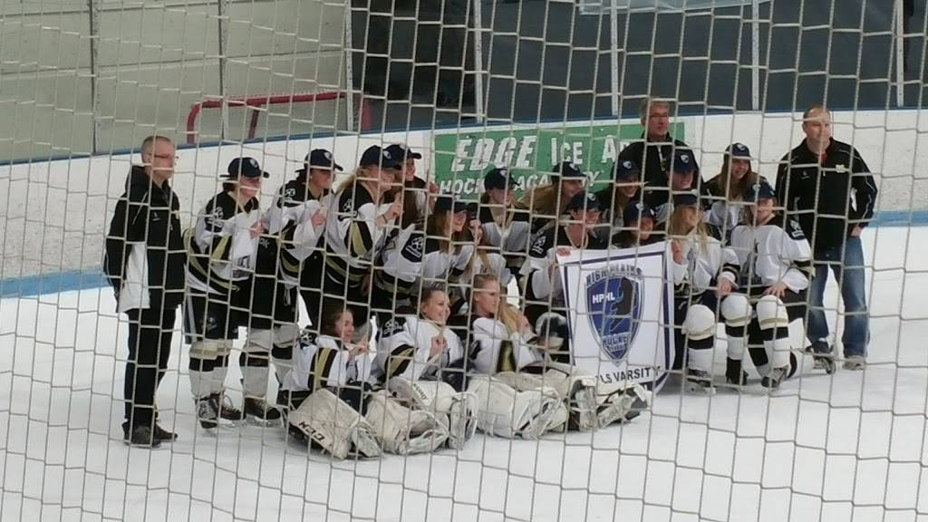 Edge Ice Arena | restaurant | 6623 S Ward St, Littleton, CO 80127, USA | 3034092222 OR +1 303-409-2222