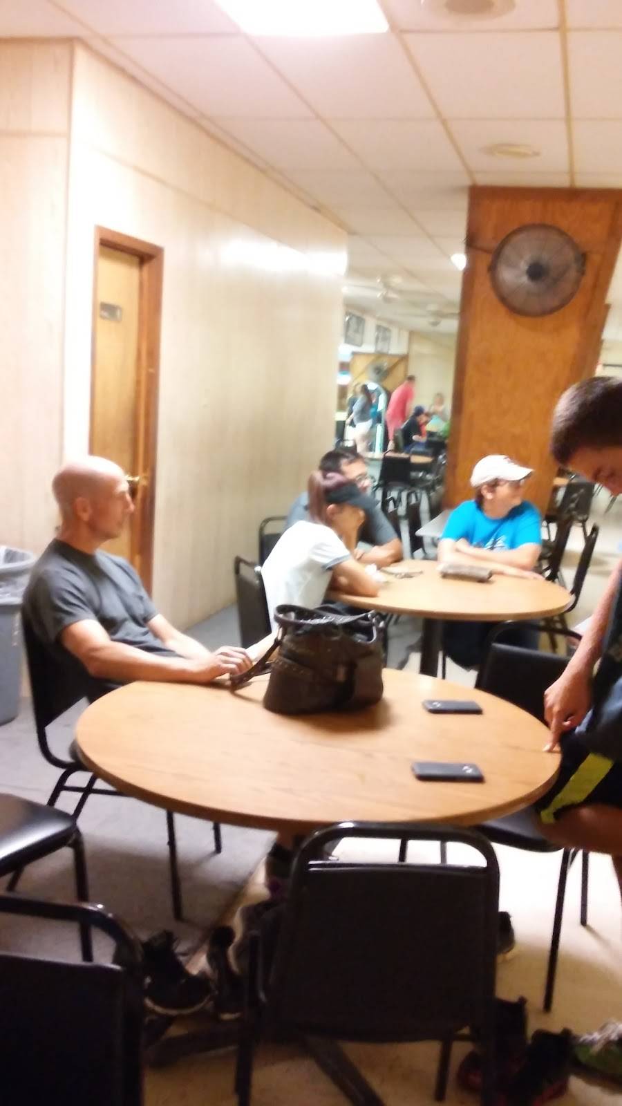 Palestine Bowling Center | meal takeaway | 1551 E Palestine Ave, Palestine, TX 75801, USA | 9037230888 OR +1 903-723-0888