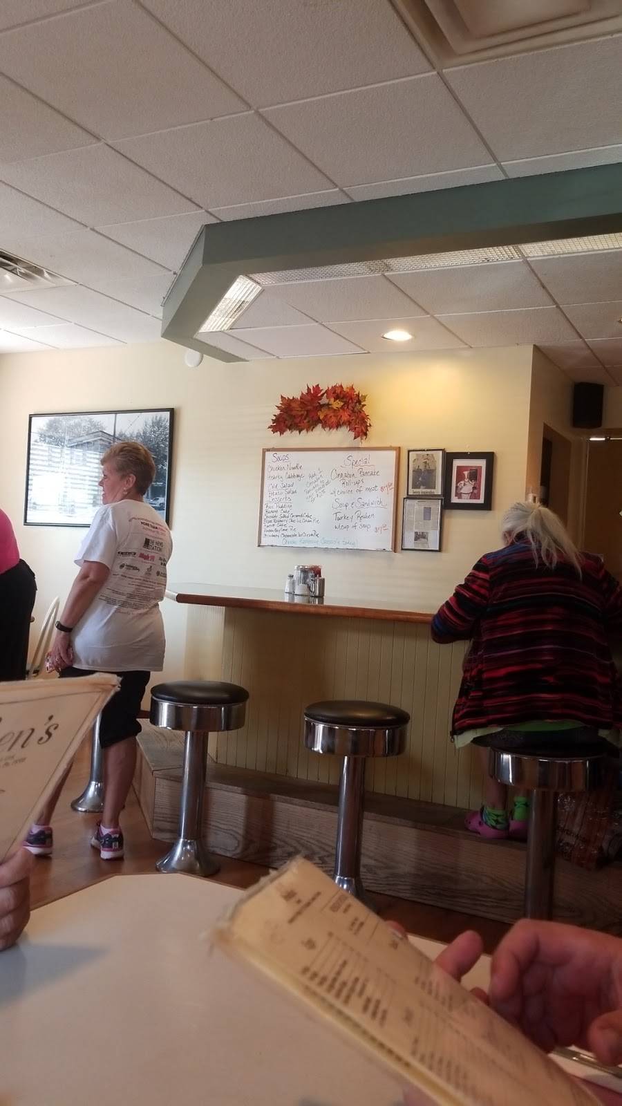 Neens Diner | restaurant | 1777 Brick Ave, Scranton, PA 18508, USA | 5703442120 OR +1 570-344-2120