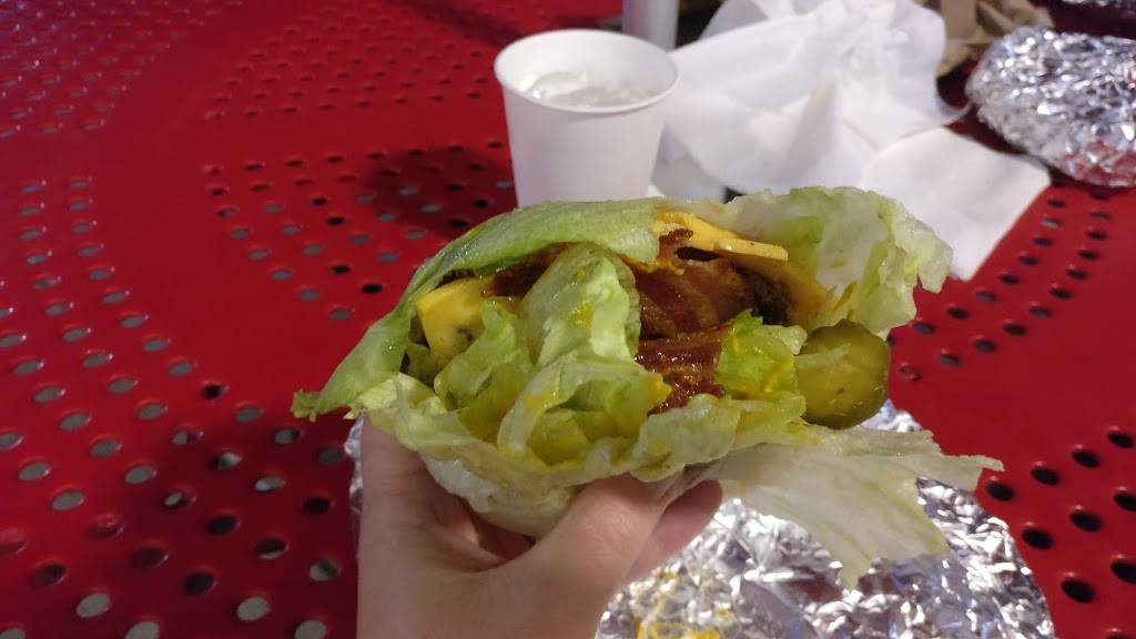 Five Guys | meal takeaway | 9257 Laguna Springs Dr, Elk Grove, CA 95758, USA | 9164789616 OR +1 916-478-9616