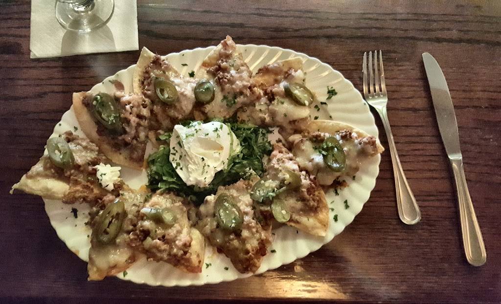 Kristis Restaurant | restaurant | 119 5th Ave, New Glarus, WI 53574, USA | 6085272012 OR +1 608-527-2012