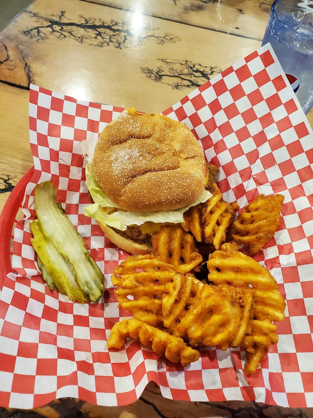 Stogie Joes | restaurant | 800 N 10th St, Worland, WY 82401, USA | 3073886233 OR +1 307-388-6233