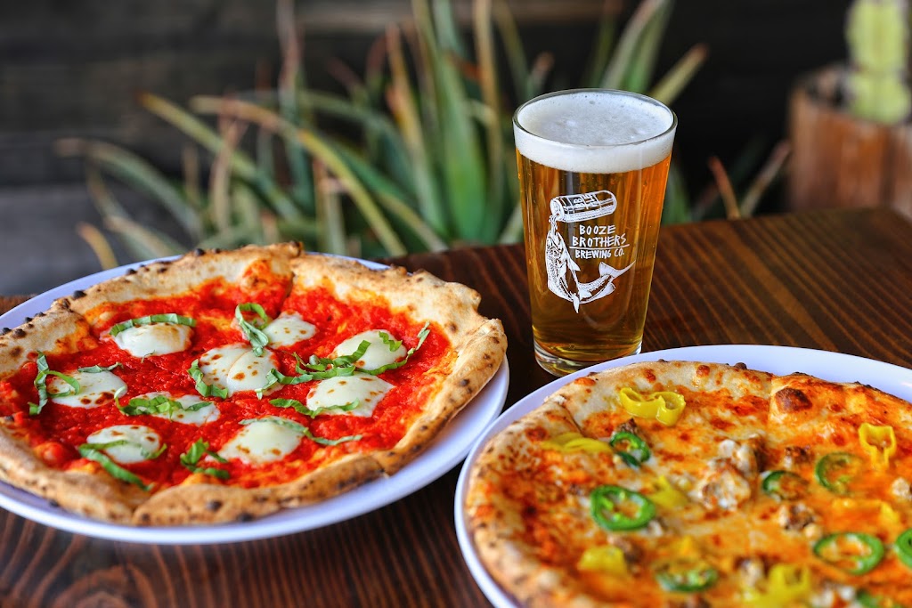 Pizza Bros | restaurant | 2545 Progress St, Vista, CA 92081, USA | 7602950217 OR +1 760-295-0217