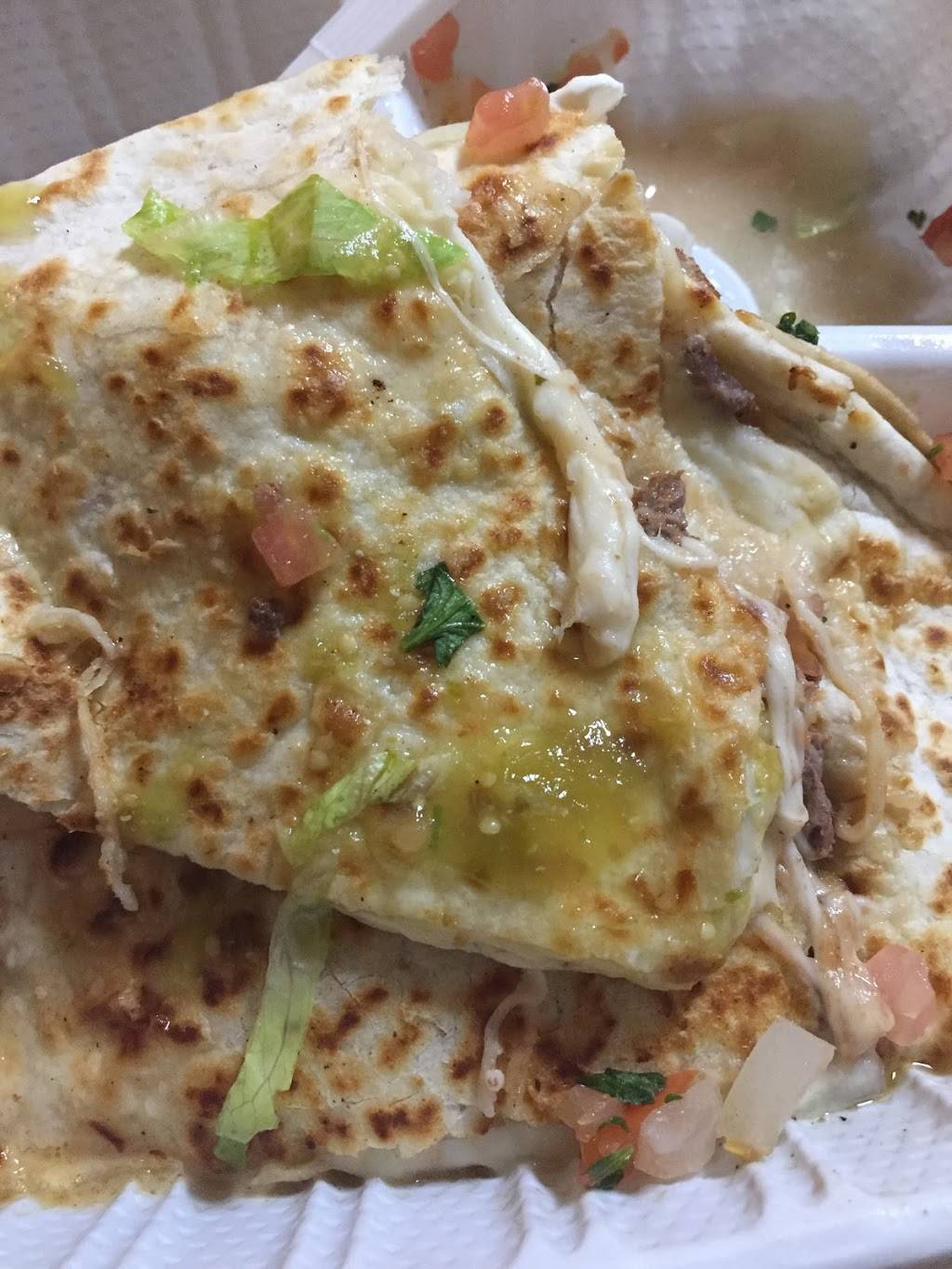 La Fuente | restaurant | 5701 Columbia Park Rd, Landover, MD 20785, USA | 2408253191 OR +1 240-825-3191