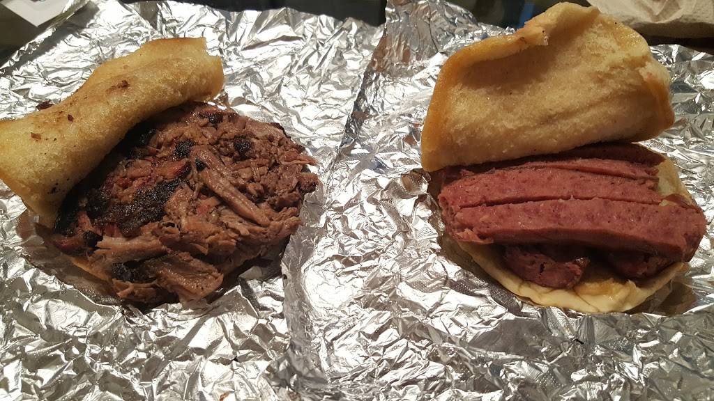 Wood And Time Smokehouse BBQ | restaurant | 400 TX-78, Lavon, TX 75166, USA | 2145851589 OR +1 214-585-1589