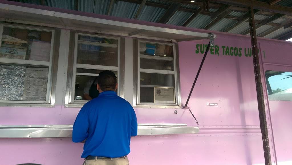 Super Tacos Lucy | restaurant | 1011 Rankin Rd # 7, Houston, TX 77073, USA | 2812091617 OR +1 281-209-1617