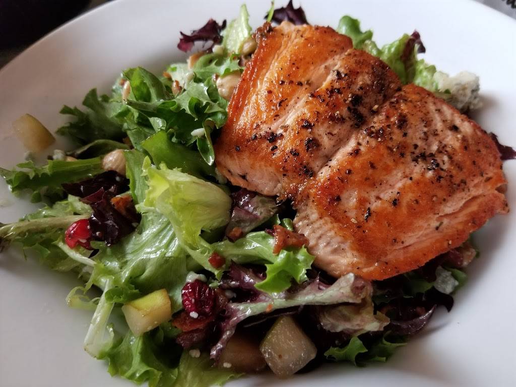 Veranda Bistro & Bar | restaurant | 32045 Detroit Rd, Avon, OH 44011, USA | 4404717459 OR +1 440-471-7459