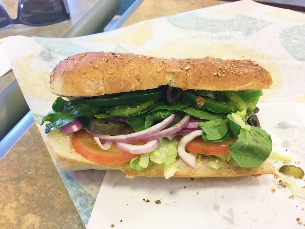 Subway Restaurants | restaurant | 270 E Hunt Hwy Suite 78 Bella Vista, Village Ctr, Queen Creek, AZ 85143, USA | 4808822901 OR +1 480-882-2901