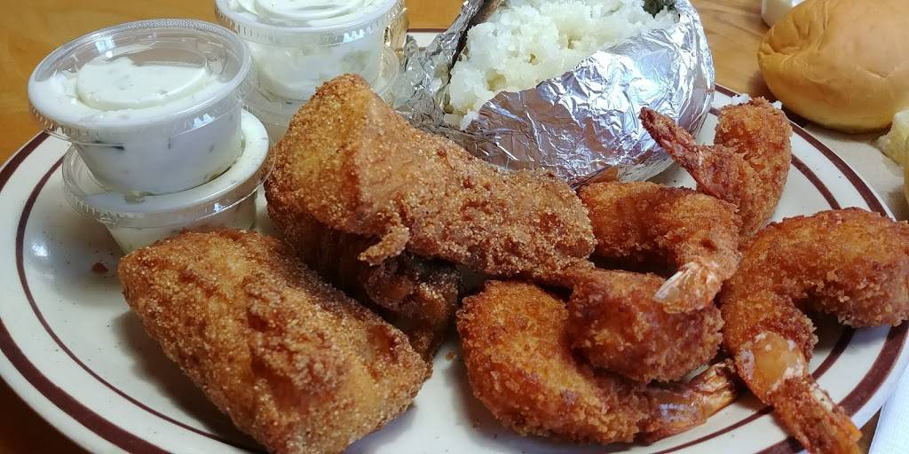 Aztalan Inn Bar & Grill | restaurant | W6630 County Rd B, Lake Mills, WI 53551, USA | 9206483206 OR +1 920-648-3206