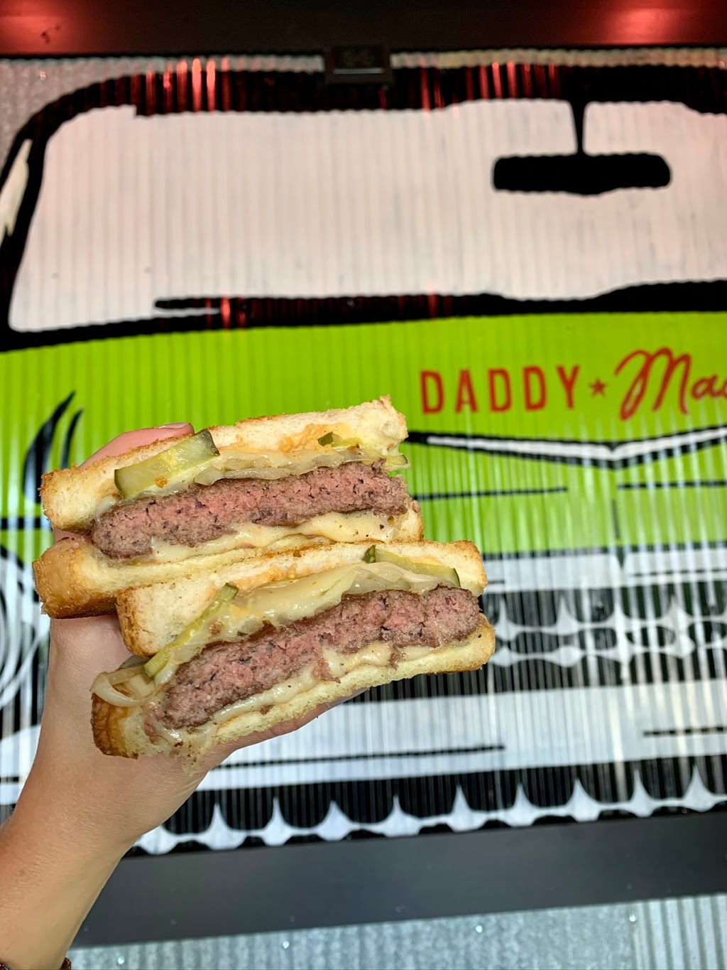 Daddy Macs Down Home Dive | restaurant | 11335 Campbell Lakes Dr, Farragut, TN 37934, USA | 8652880088 OR +1 865-288-0088