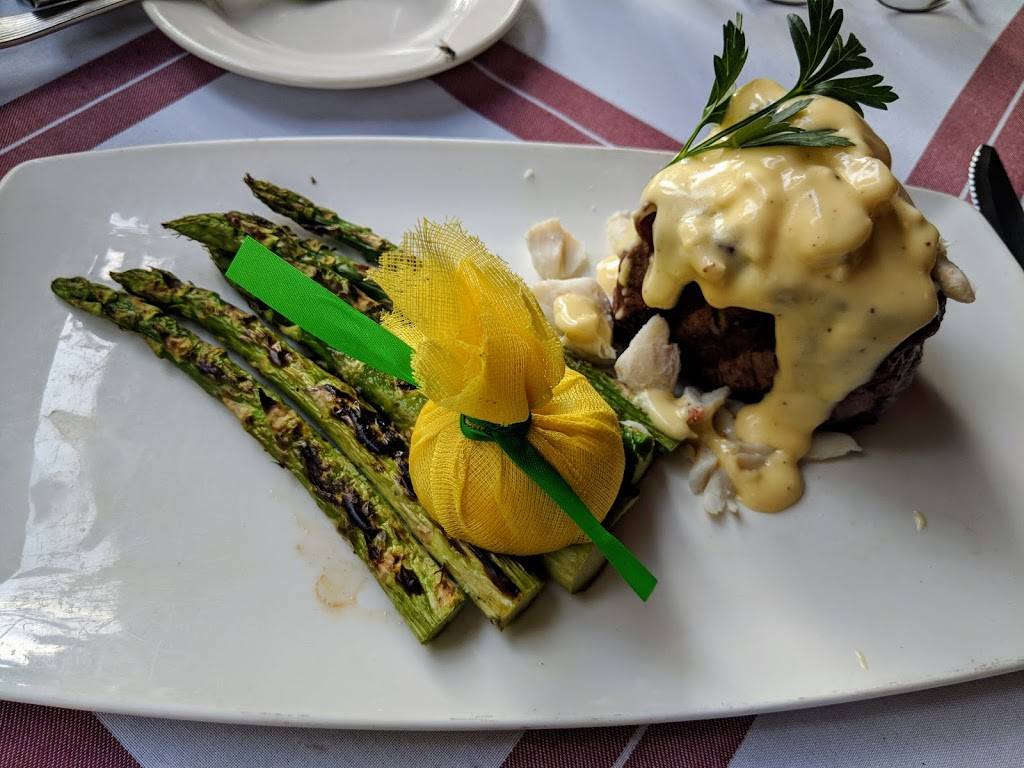 Tavern On Rush | restaurant | 1031 N Rush St, Chicago, IL 60611, USA | 3126649600 OR +1 312-664-9600