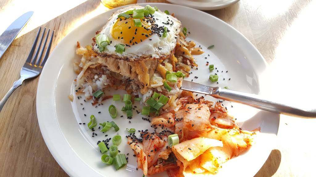 Company Brewing | restaurant | 735 E Center St, Milwaukee, WI 53212, USA | 4149300909 OR +1 414-930-0909