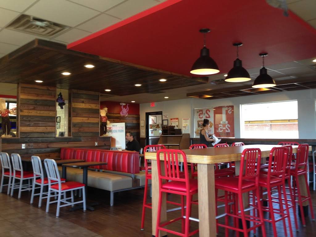 Arbys | restaurant | 2487 Corning Rd, Elmira, NY 14903, USA | 6077964271 OR +1 607-796-4271