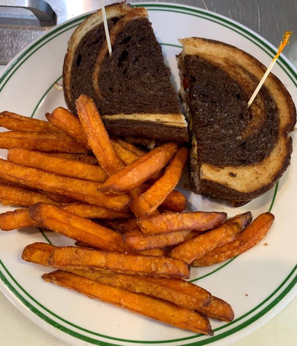 Willies Cafe Reedley, Ca. | restaurant | 1663 11th St, Reedley, CA 93654, USA | 5597437160 OR +1 559-743-7160