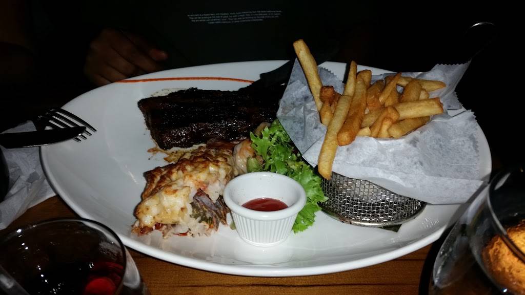 Roof top Republica | restaurant | 160 Dyckman St, New York, NY 10040, USA | 6468959444 OR +1 646-895-9444