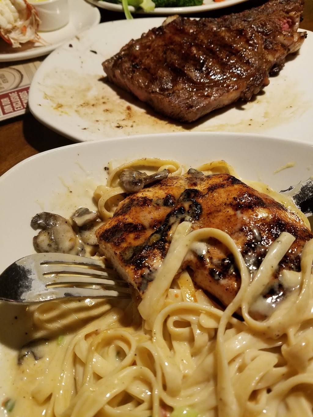 Outback Steakhouse | restaurant | 132 Marsh Hill Rd, Orange, CT 06477, USA | 2037950700 OR +1 203-795-0700