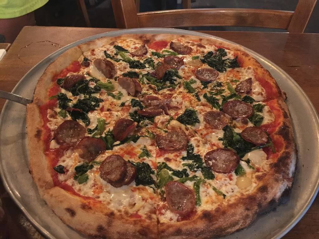 Cataldos | restaurant | 554 Vanderbilt Ave #1, Brooklyn, NY 11238, USA | 7188576700 OR +1 718-857-6700