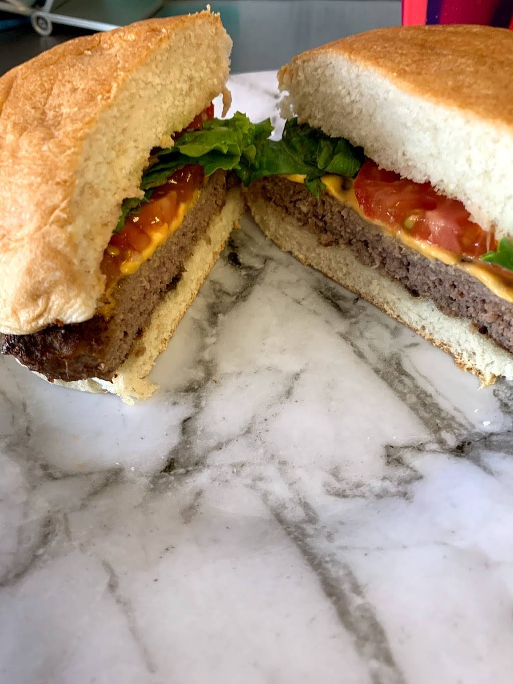 Christina’s Place | restaurant | 114 S Leona St, Orange Grove, TX 78372, USA | 3614904112 OR +1 361-490-4112