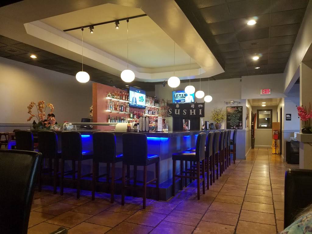 Pho Quyen Vietnamese Cuisine | restaurant | 8404 W Hillsborough Ave, Tampa, FL 33615, USA | 8138859424 OR +1 813-885-9424