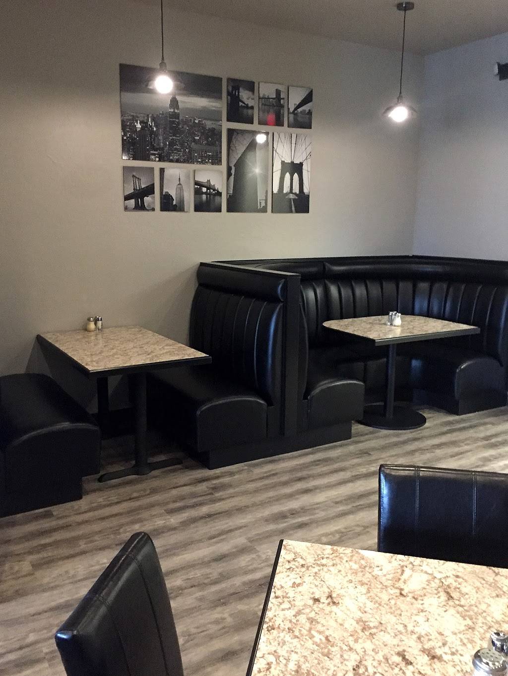 Sammys Italian | restaurant | 9668 N, US-301, Wildwood, FL 34785, USA | 3527481293 OR +1 352-748-1293