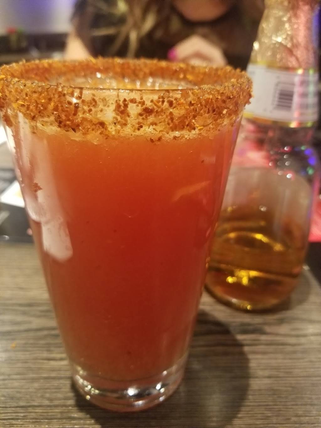 Xevichez Sushi Bar | restaurant | 24250 Town Center Dr #180, Santa Clarita, CA 91355, USA | 6612881477 OR +1 661-288-1477