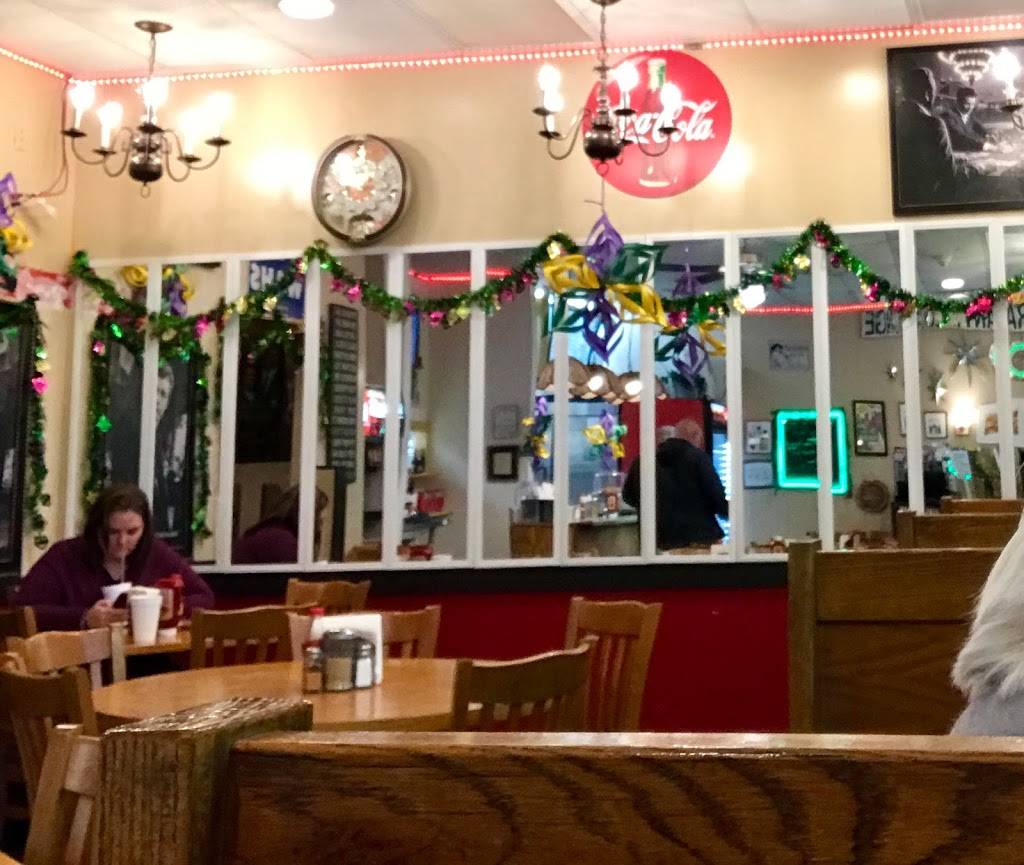 Sams Hot Dog Stand Treys Restaurant | meal takeaway | 5786 a Three Notched Rd, Crozet, VA 22932, USA | 4342828705 OR +1 434-282-8705