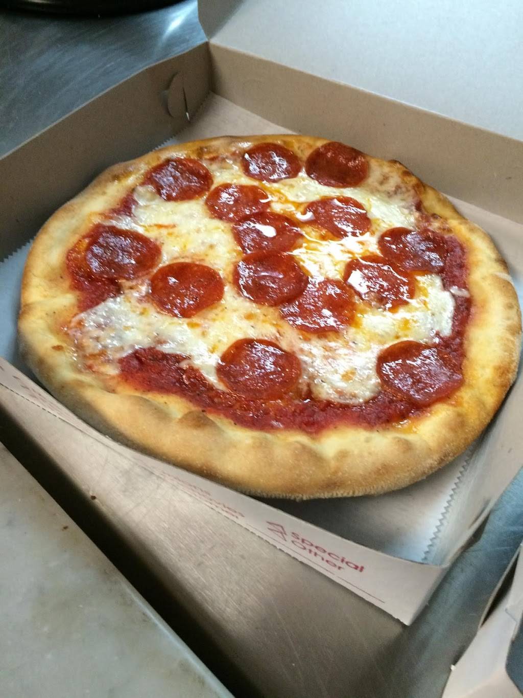 Pinos Pizza #2 | restaurant | 314 W Main St, Waverly, VA 23890, USA | 8048348880 OR +1 804-834-8880