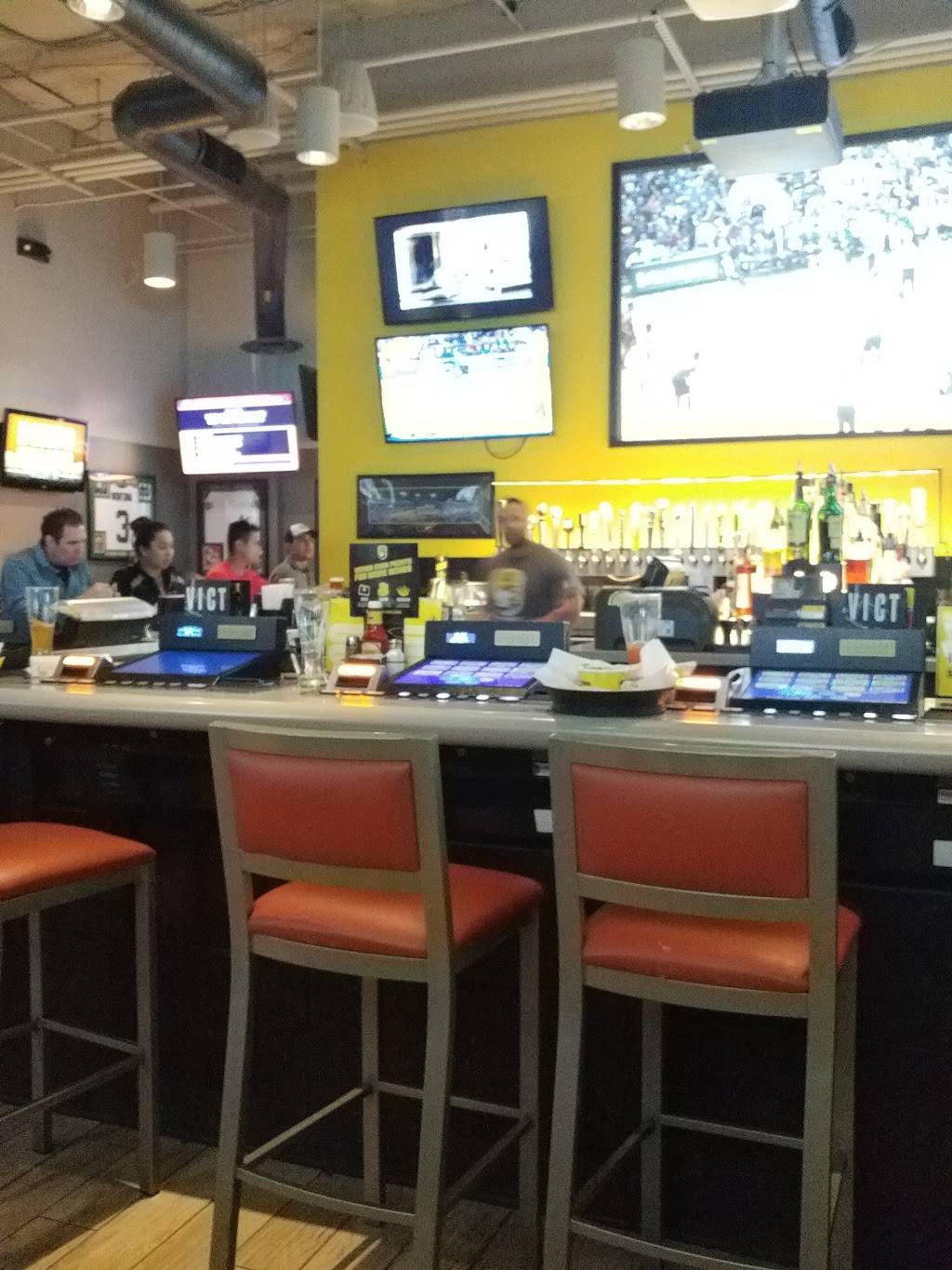 Buffalo Wild Wings | meal takeaway | 7430 S Las Vegas Blvd #120, Las Vegas, NV 89123, USA | 7026140238 OR +1 702-614-0238