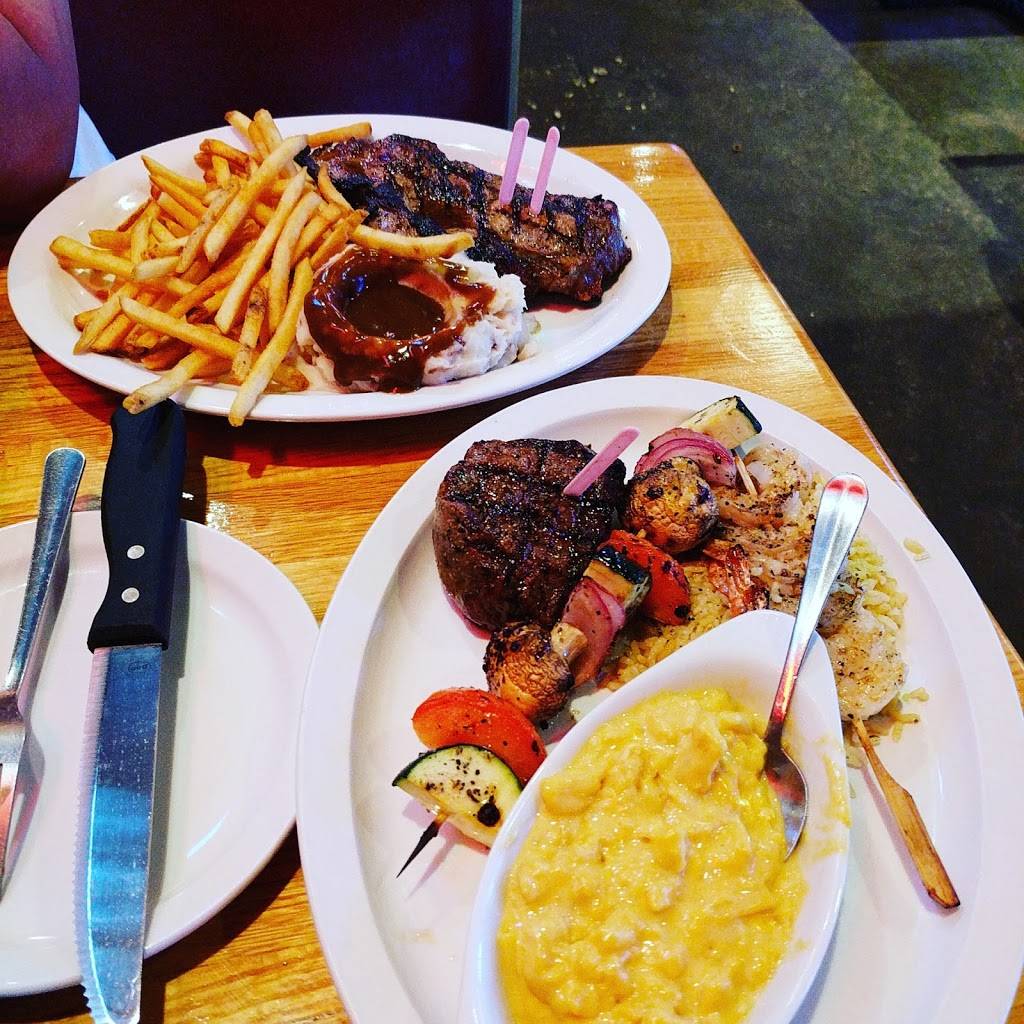 Logans Roadhouse | restaurant | 9105 W Stockton Blvd, Elk Grove, CA 95758, USA | 9166848978 OR +1 916-684-8978