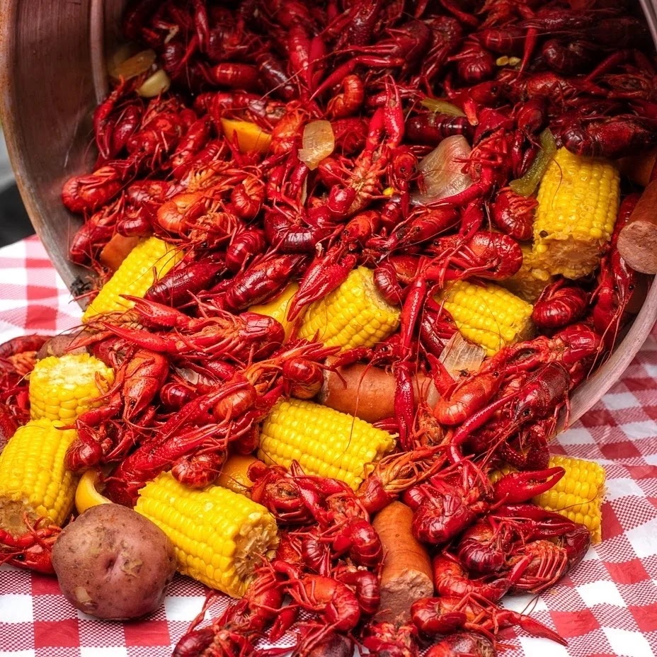 Cravin Craws | restaurant | 969 E Barnes Crossing Rd, Tupelo, MS 38804, USA | 6628733474 OR +1 662-873-3474