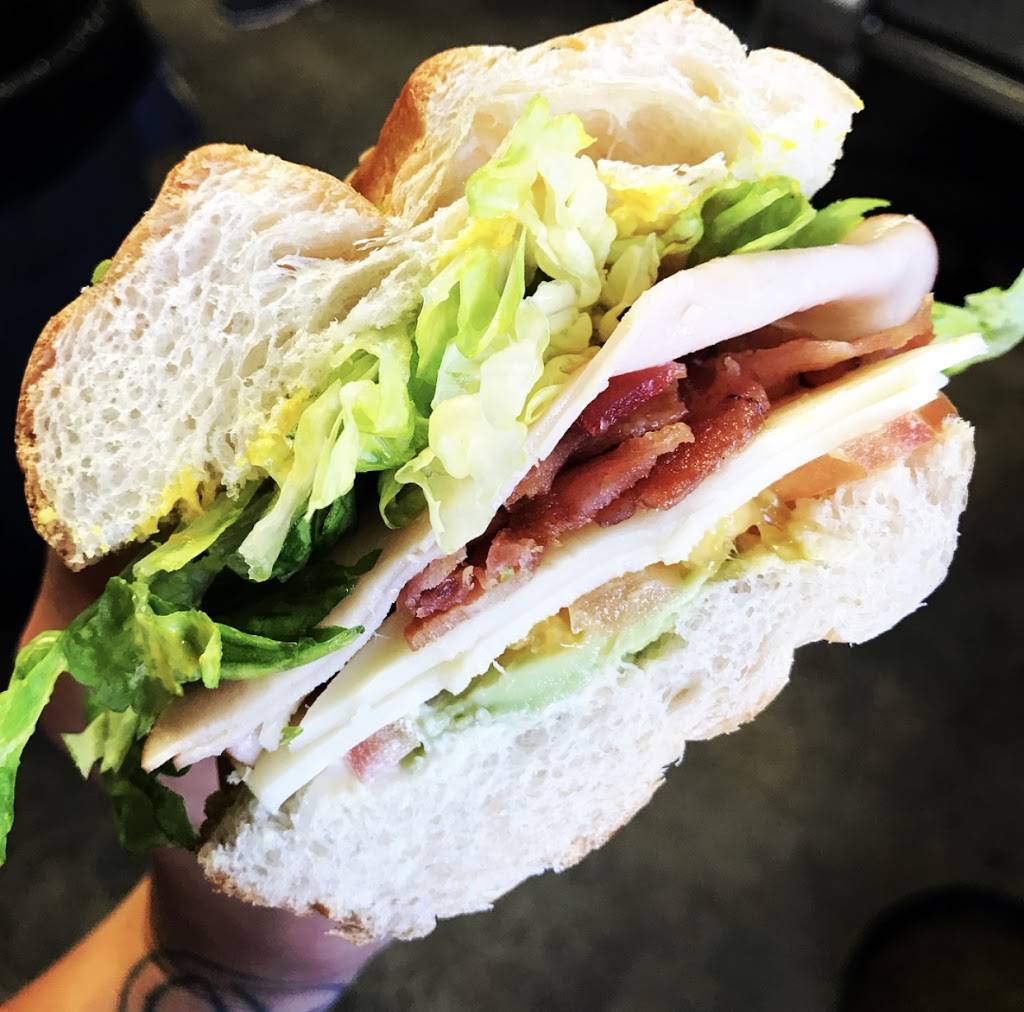 Numero Uno Pizza | restaurant | 17817 Chatsworth St, Granada Hills, CA 91344, USA | 8188311245 OR +1 818-831-1245