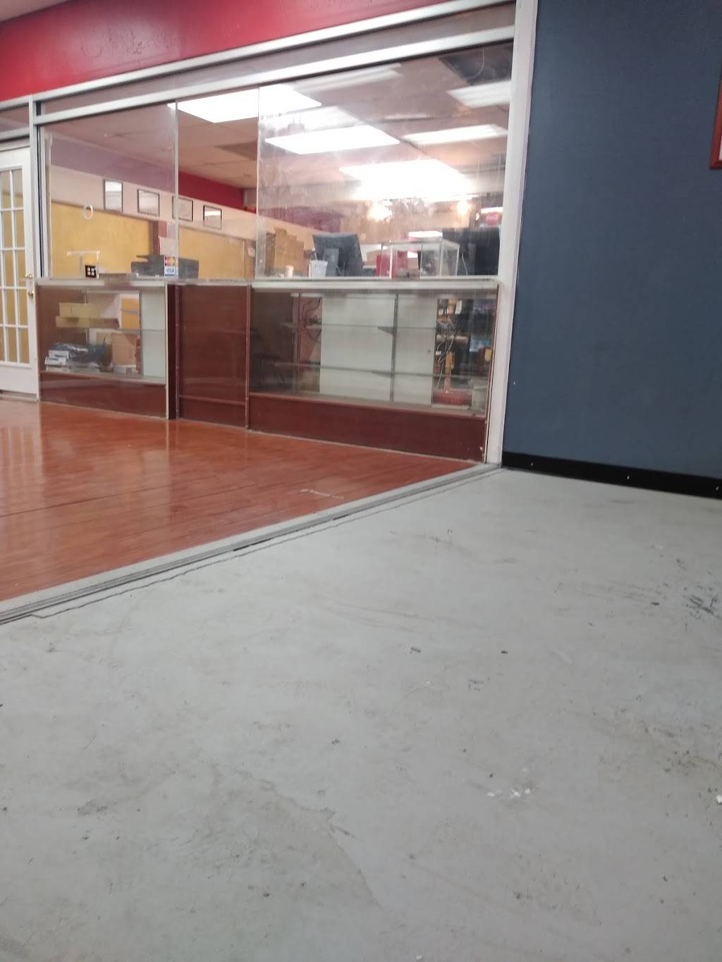 Lucky China 8 Chinese Restaurant | restaurant | 733 Joseph E. Boone Blvd NW, Atlanta, GA 30314, USA | 4048935888 OR +1 404-893-5888