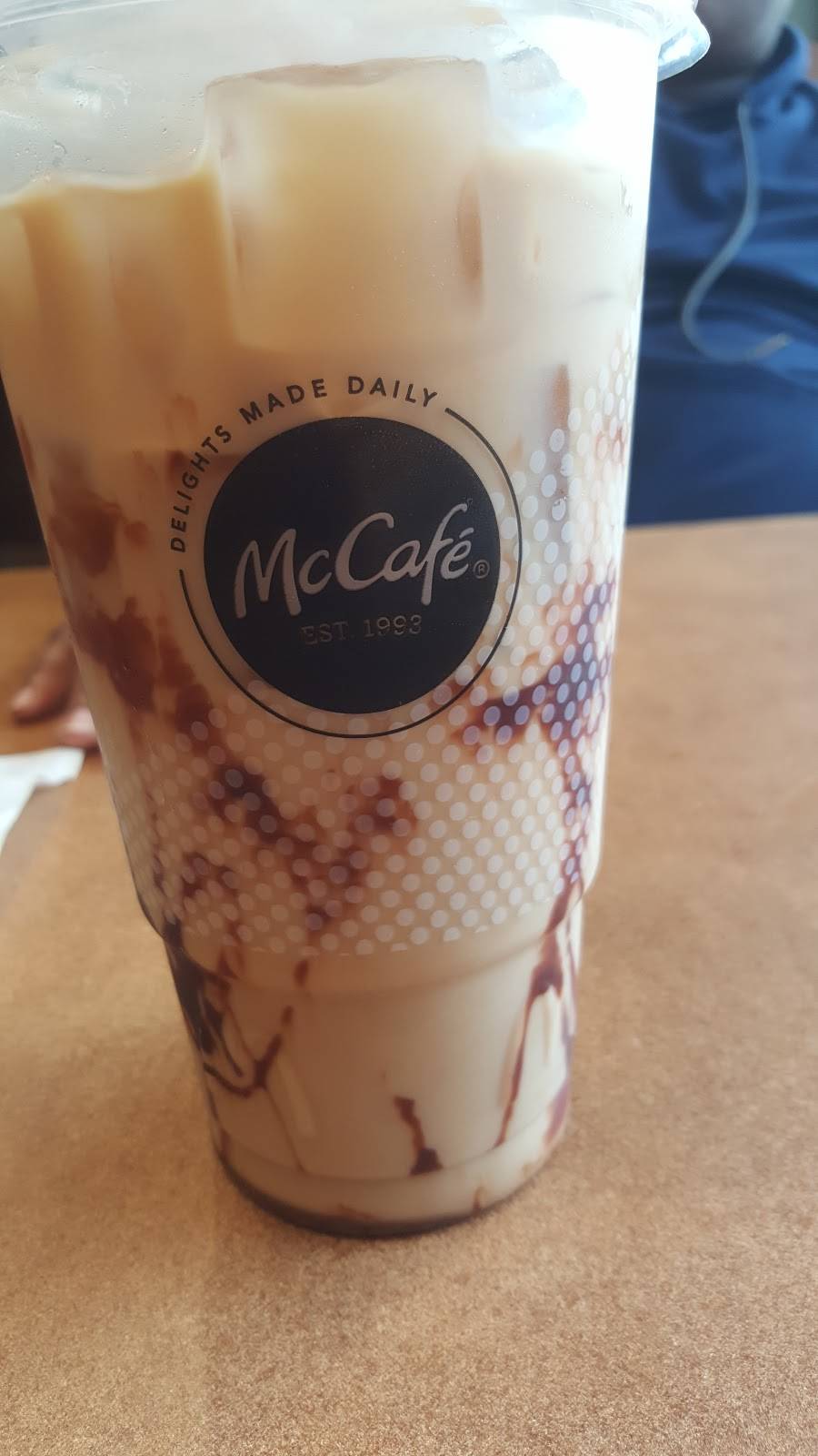 McDonalds | restaurant | 2500 Denison Ave, Cleveland, OH 44109, USA | 2167410598 OR +1 216-741-0598