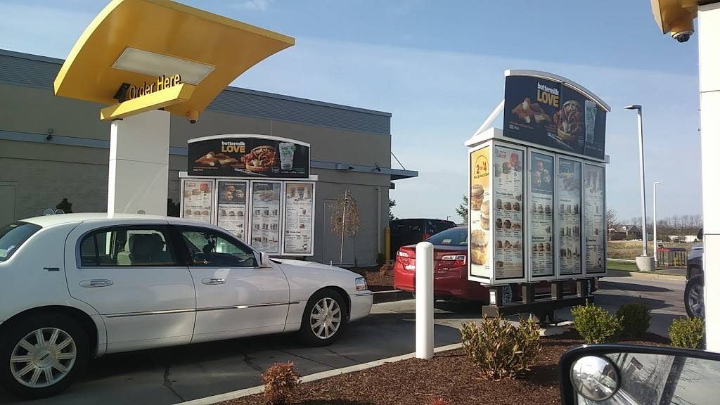 McDonalds | cafe | 3000 E 10th St, Jeffersonville, IN 47130, USA | 8122830663 OR +1 812-283-0663