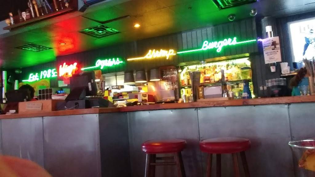 Toots Good Food & Fun Restaurant | restaurant | 860 NW Broad St, Murfreesboro, TN 37129, USA | 6158981301 OR +1 615-898-1301