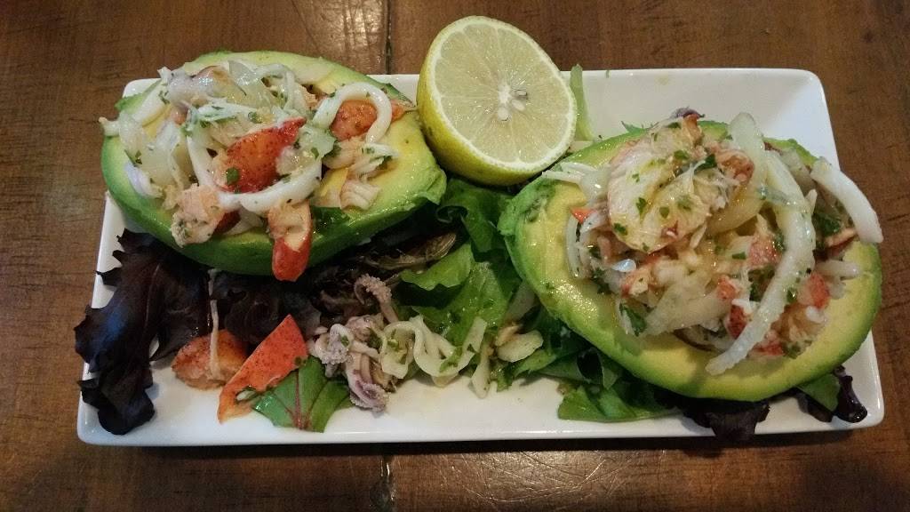 Coach Grill & Tavern | restaurant | 22 Pine Hollow Rd, Oyster Bay, NY 11771, USA | 5166240900 OR +1 516-624-0900