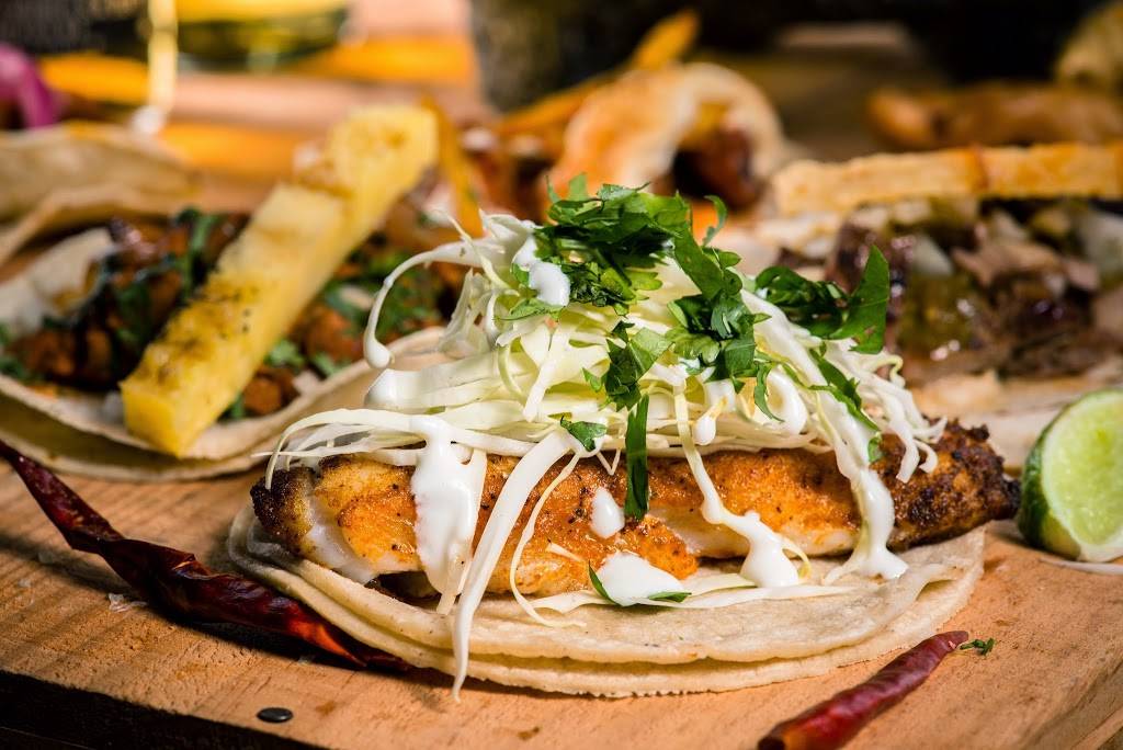 Mago Grill & Cantina | restaurant | 100 W Higgins Rd M-05, South Barrington, IL 60010, USA | 8478444400 OR +1 847-844-4400