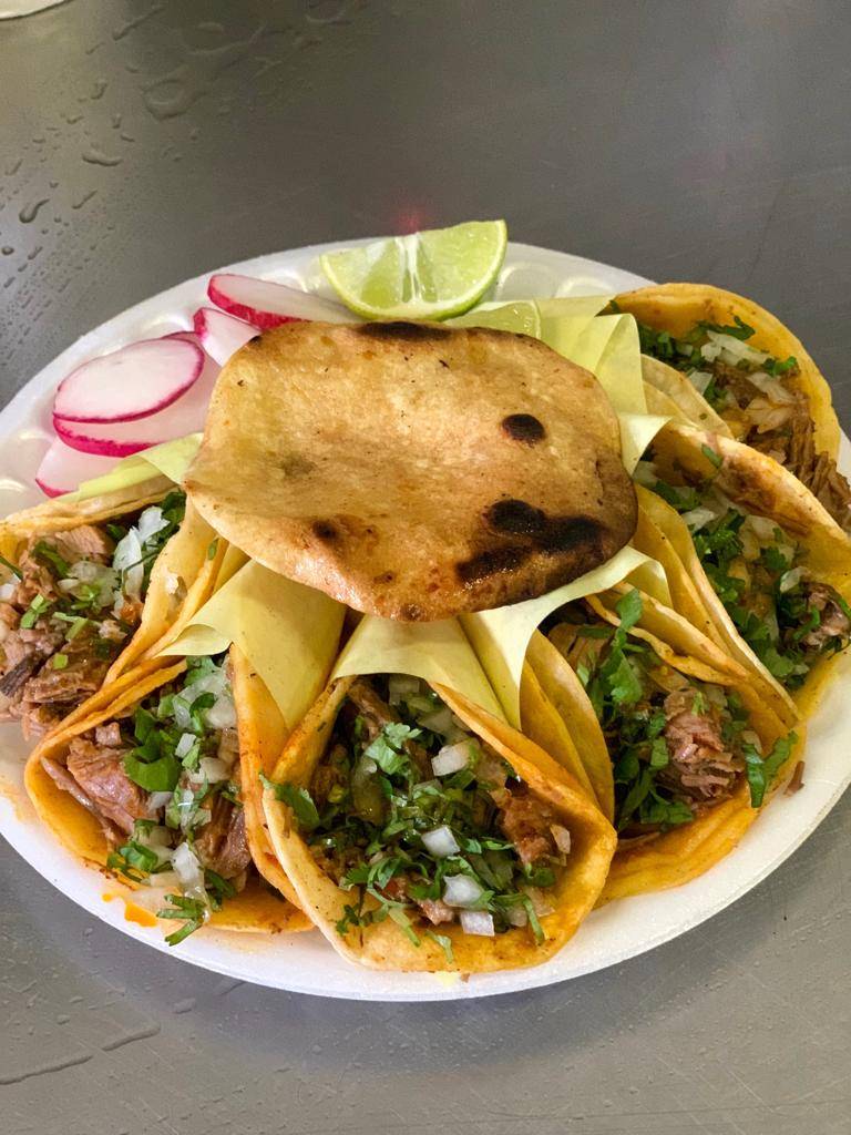 Birrieria los Alteños | restaurant | 626 Bernard St, Bakersfield, CA 93305, USA | 6618005516 OR +1 661-800-5516