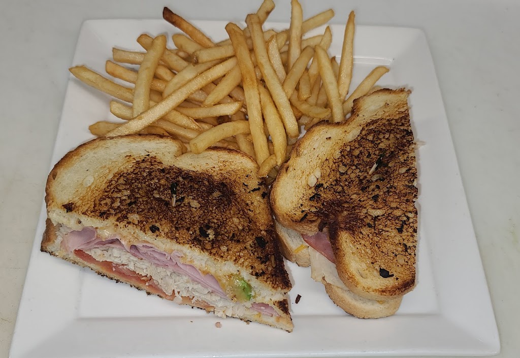 Kellys Diner | restaurant | 77 S Main St, Willits, CA 95490, USA | 7074592233 OR +1 707-459-2233