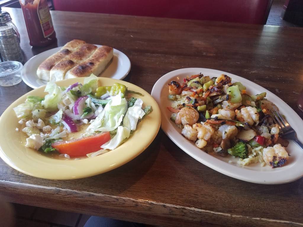 Rafaels Italian Restaurant | restaurant | 1111 Sparta St, McMinnville, TN 37110, USA | 9314743301 OR +1 931-474-3301