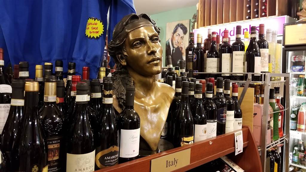 Little Italy Wines | restaurant | 12414 Mayfield Rd, Cleveland, OH 44106, USA | 2162319463 OR +1 216-231-9463