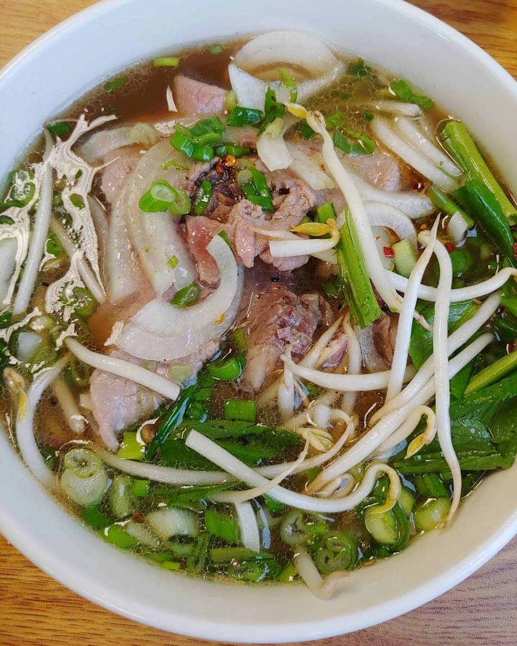 Saigon Pho | restaurant | 760 Scranton Rd Ste 100, Brunswick, GA 31525, USA | 9122892115 OR +1 912-289-2115
