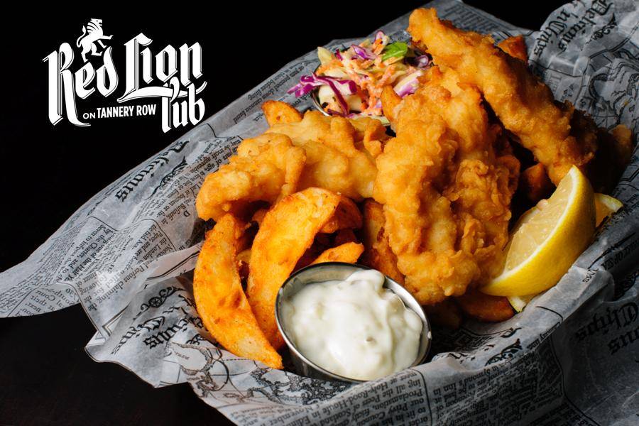 Red Lion Pub | restaurant | 1850 N Water St, Milwaukee, WI 53202, USA | 4144319009 OR +1 414-431-9009