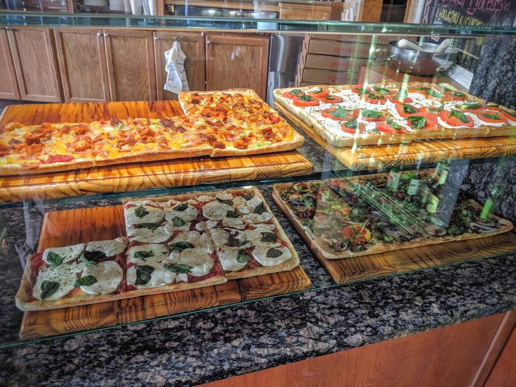 Giacomos | restaurant | 1 Spackenkill Rd, Poughkeepsie, NY 12603, USA | 8454625555 OR +1 845-462-5555