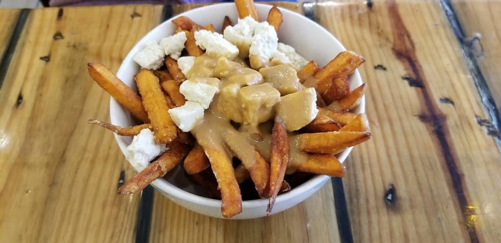 La Panthère Verte | restaurant | 5265 Chemin Queen Mary, Montréal, QC H3W 1Y3, Canada | 4383864449 OR +1 438-386-4449