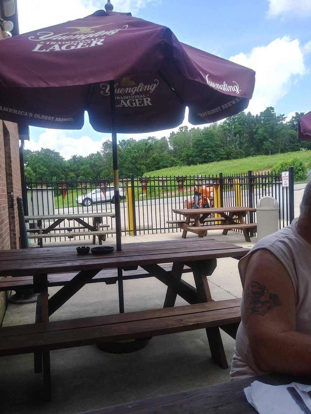 Boonedocks | restaurant | 11984 Old US Hwy 42, Union, KY 41091, USA | 8594930100 OR +1 859-493-0100