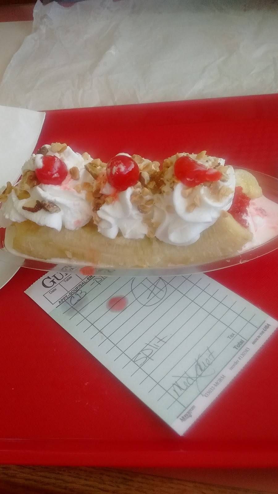 Fillmores Dairy Hut | restaurant | 7500 Burlington Pike, Florence, KY 41042, USA | 8593717221 OR +1 859-371-7221