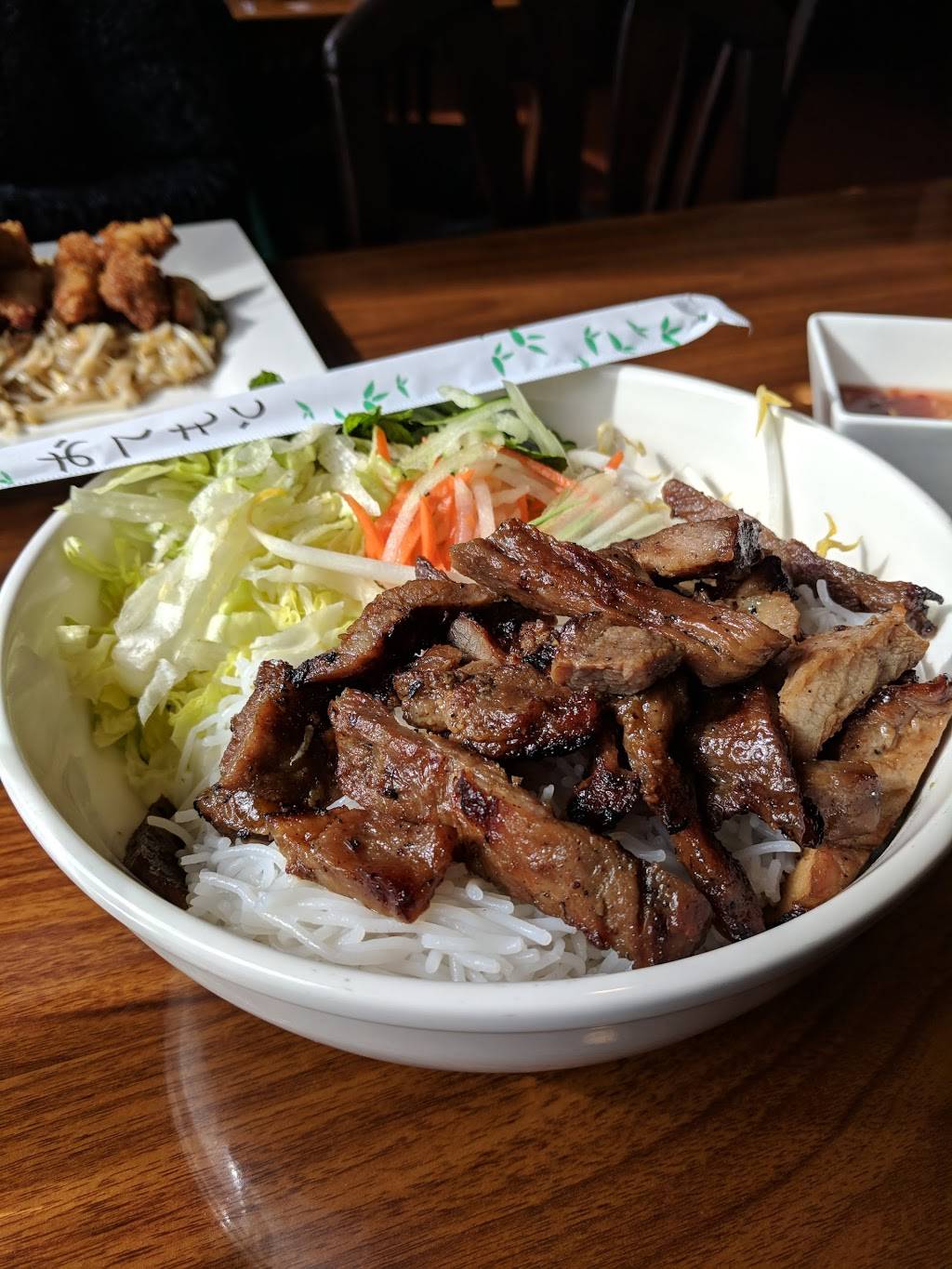 Pho O-sha Thai-Vietnamese Restaurant | restaurant | 356 Arsenal St, Watertown, MA 02472, USA | 6179262222 OR +1 617-926-2222