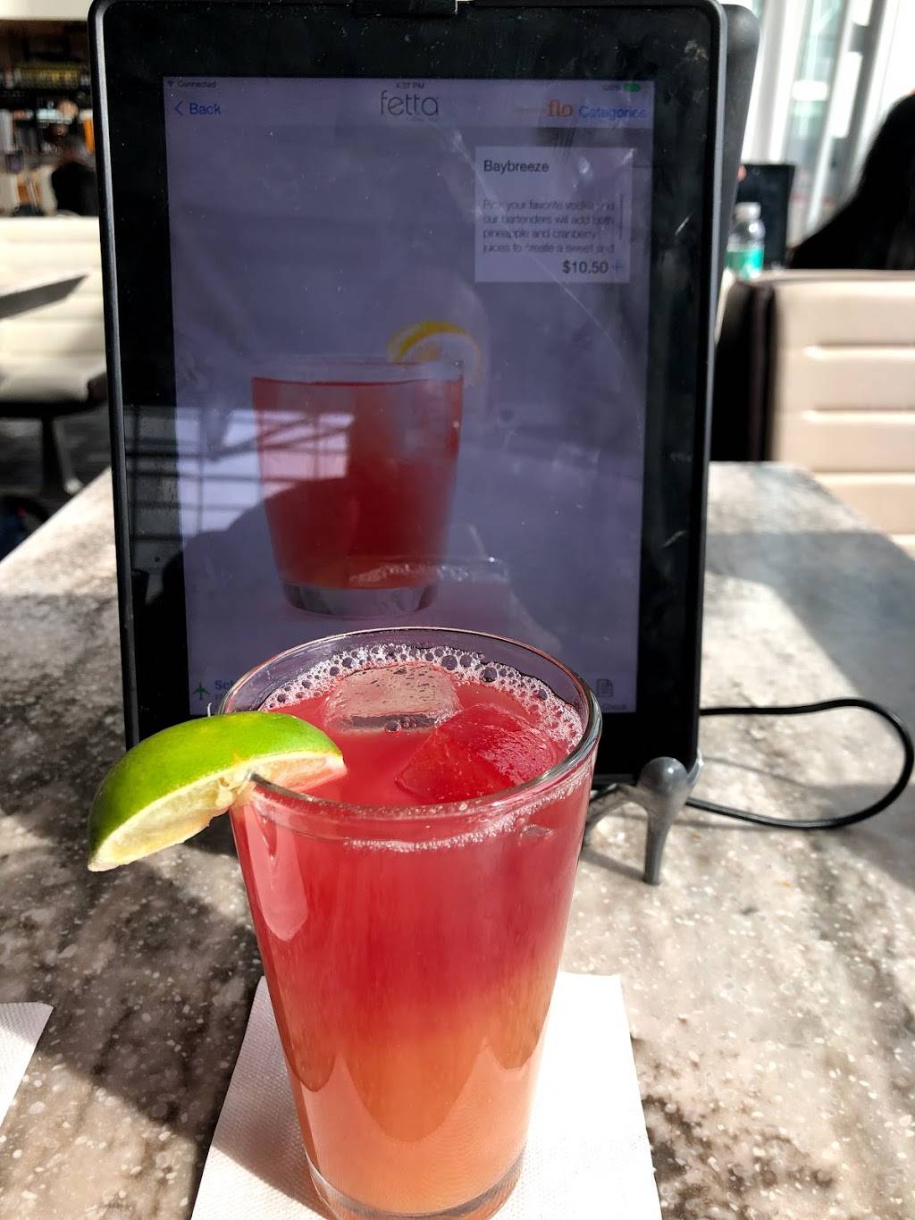 Fetta | restaurant | 6301 Silver Dart Dr, Mississauga, ON L4W 1S9, Canada | 8665083558 OR +1 866-508-3558