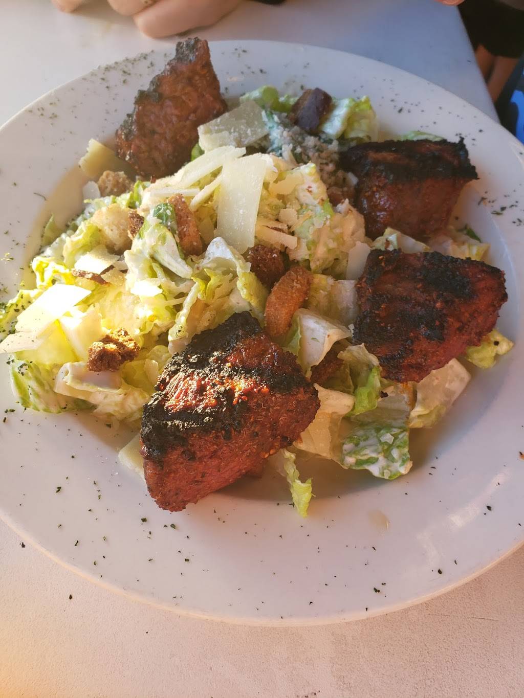 Four Winds Pub & Grill | restaurant | 265 Broadway, Lynn, MA 01904, USA | 7815955444 OR +1 781-595-5444